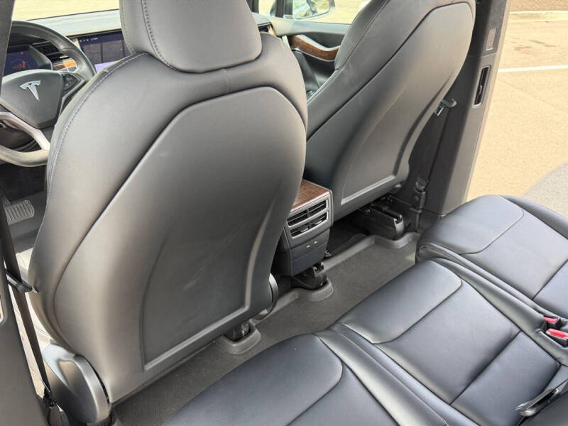 2020 Tesla Model X Long Range