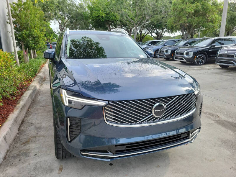 2026 Volvo XC90 B5 Core