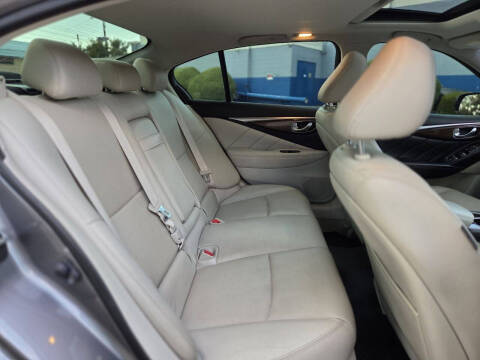 2014 Infiniti Q50 Premium