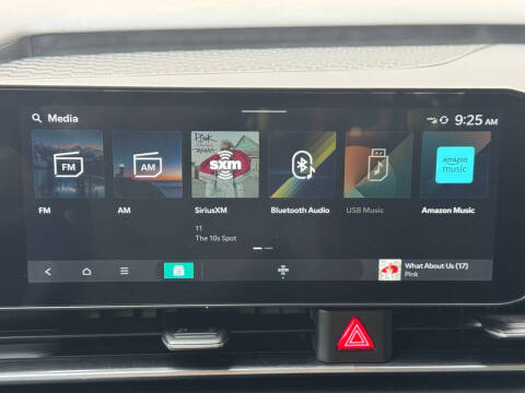 2025 Kia Carnival LXS
