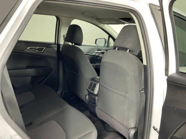 2025 Kia Sportage LX