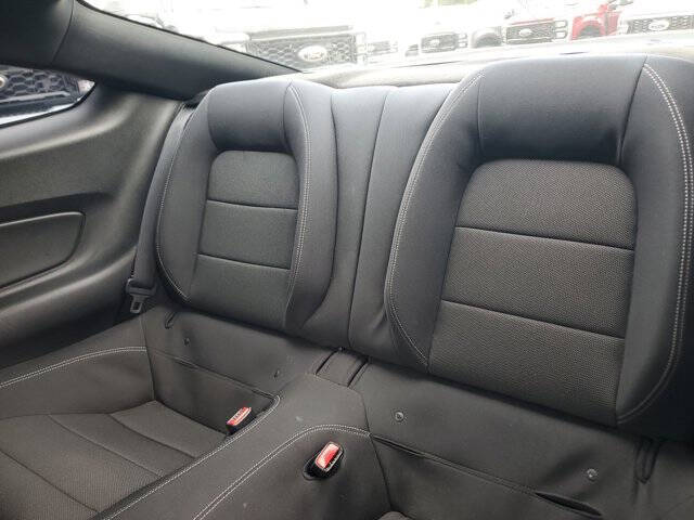 2015 Ford Mustang V6