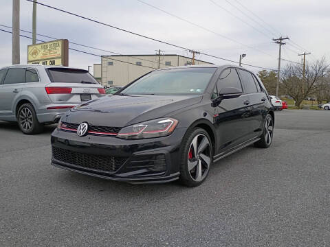 2019 Volkswagen Golf GTI SE