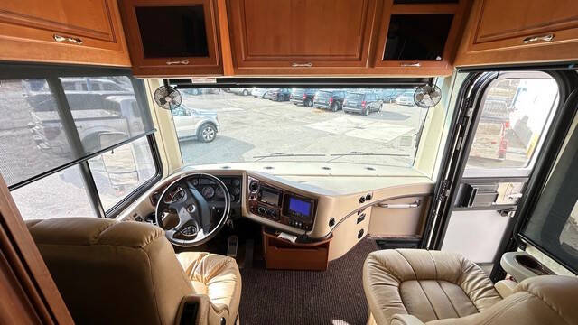 2013 Freightliner XCM Chassis