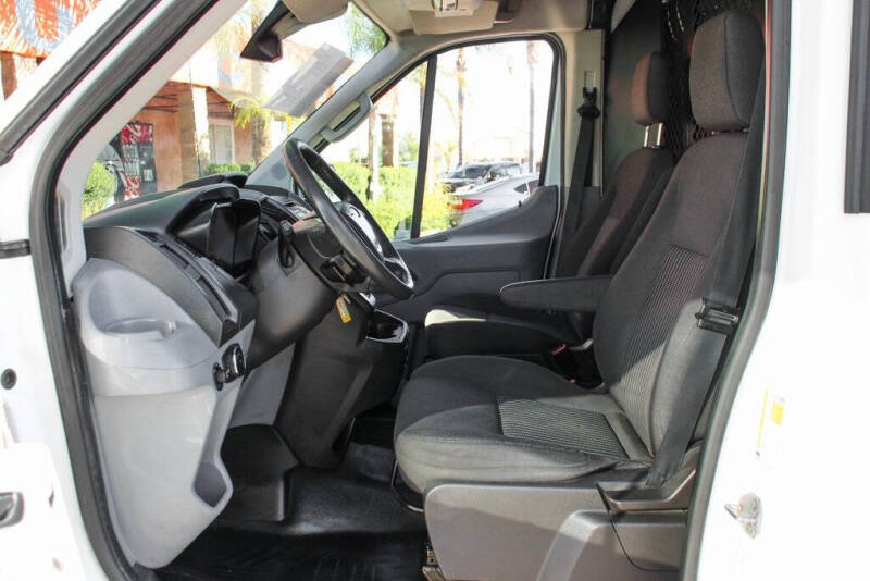 2015 Ford Transit 150