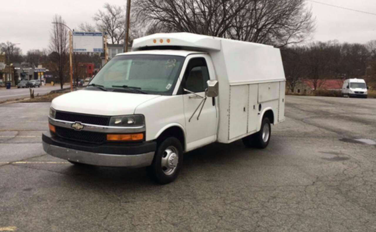 2003 chevrolet express cutaway