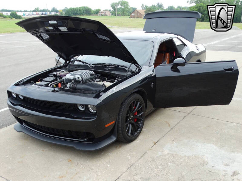 2015 Dodge Challenger SRT Hellcat