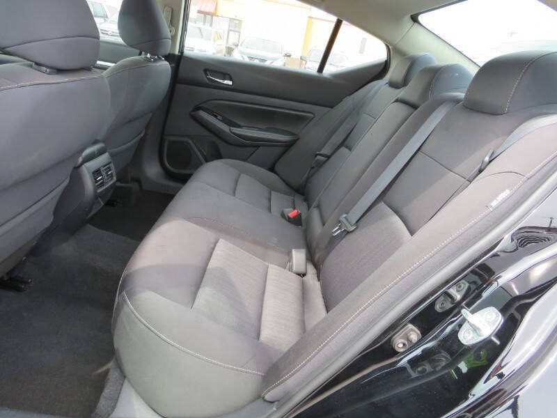 2020 Nissan Altima 2.5 SV