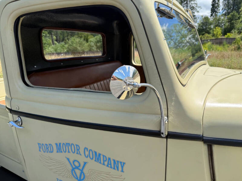 1936 Ford Model 67