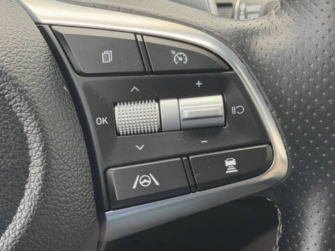 2023 Genesis G70