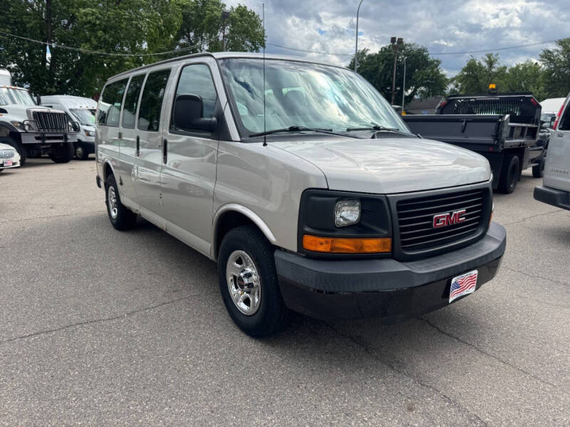 2006 GMC Savana LS 1500