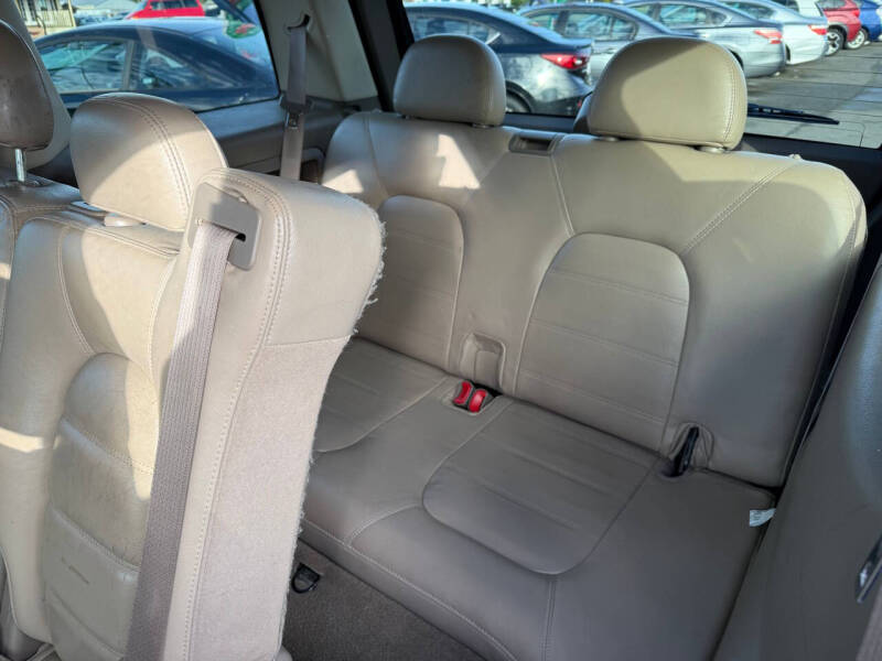 2005 Ford Explorer XLT