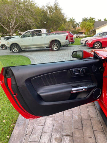 2016 Ford Mustang EcoBoost Premium