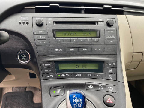 2010 Toyota Prius II