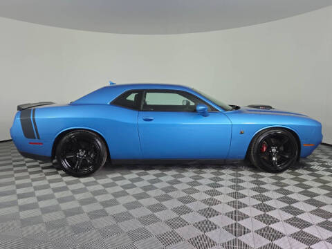 2016 Dodge Challenger R/T Scat Pack