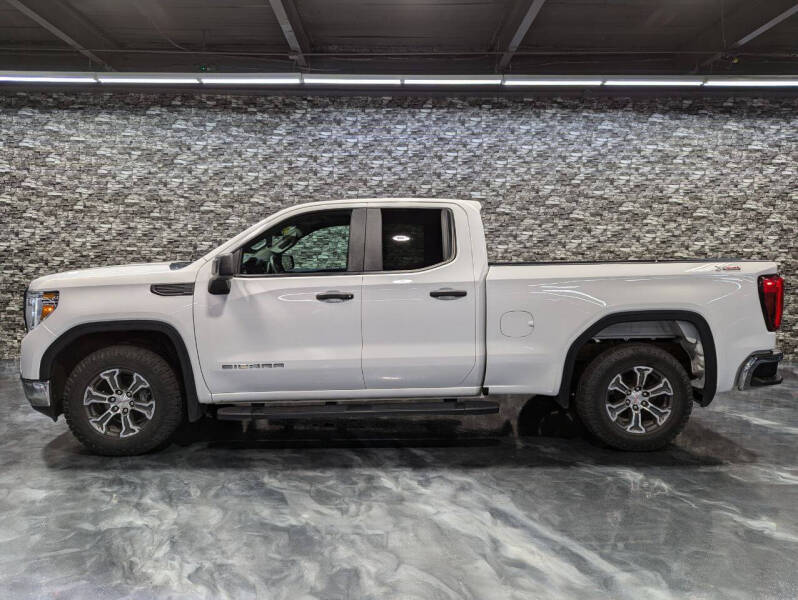 Used 2020 GMC Sierra 1500 Base with VIN 1GTR9AEF1LZ228492 for sale in Detroit, MI