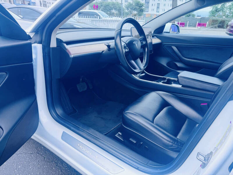 2018 Tesla Model 3 Long Range