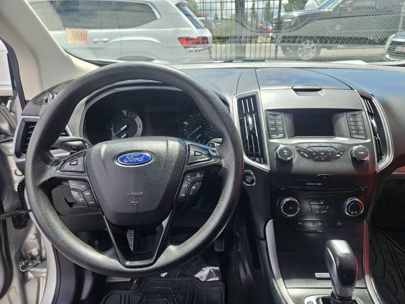 2016 Ford Edge SE