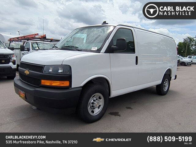 2025 Chevrolet Express 2500