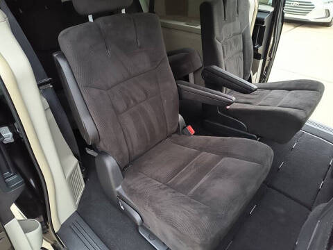 2014 Chrysler Town and Country Touring