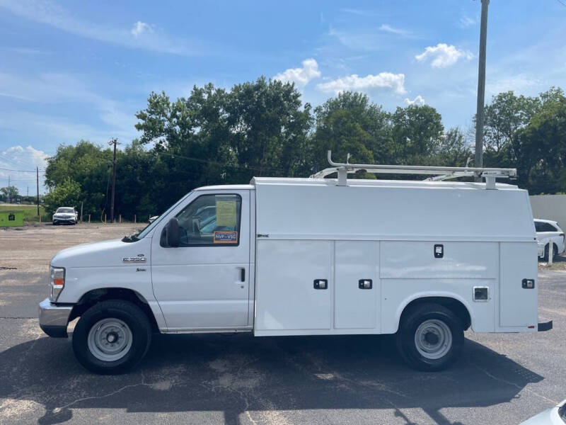 2019 Ford E-Series