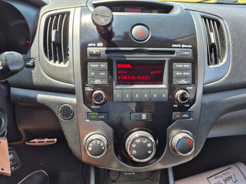 2010 Kia Forte Koup SX