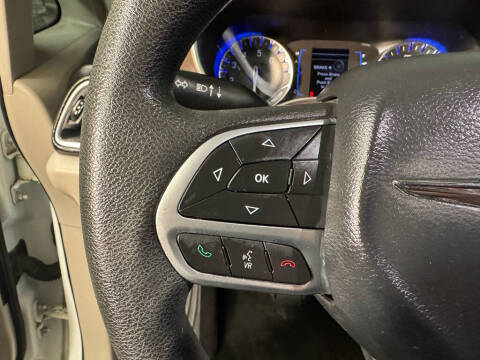 2017 Chrysler Pacifica Touring