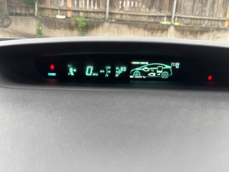 2010 Toyota Prius II