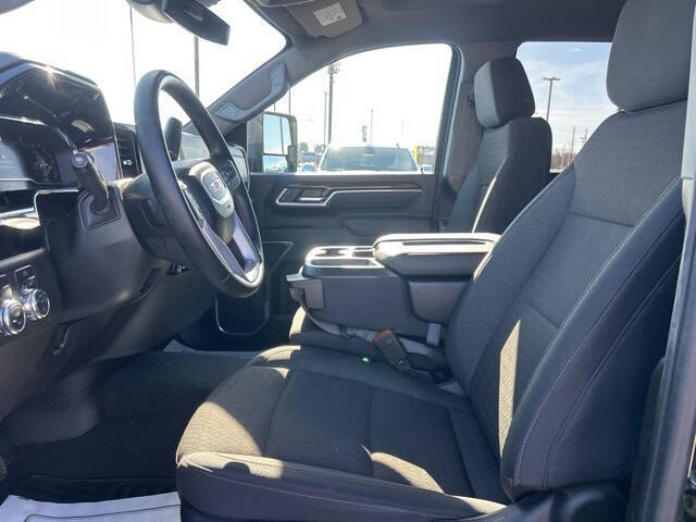 2025 GMC Sierra 2500HD