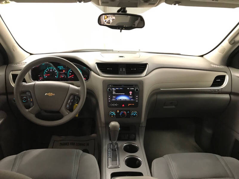 2017 Chevrolet Traverse LS