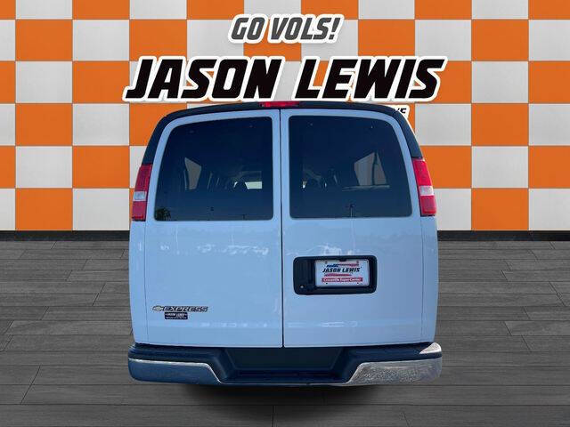 2024 Chevrolet Express LT 3500