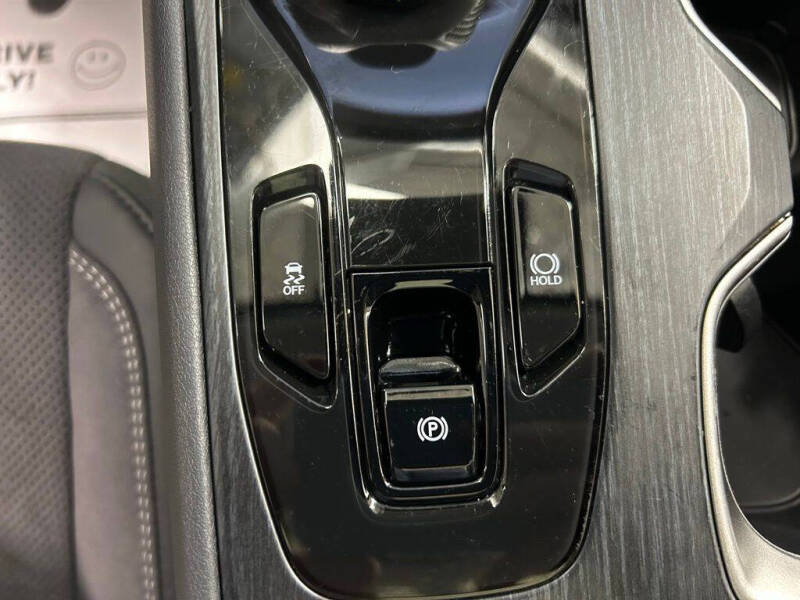 2023 Lexus RZ 450e Luxury
