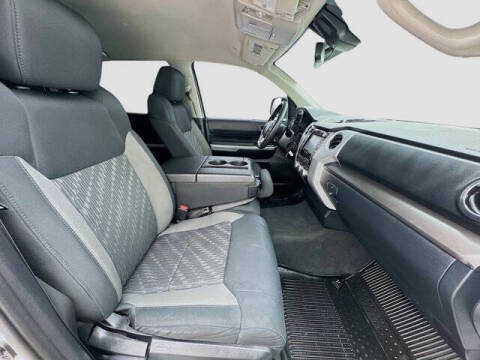 2019 Toyota Tundra SR5