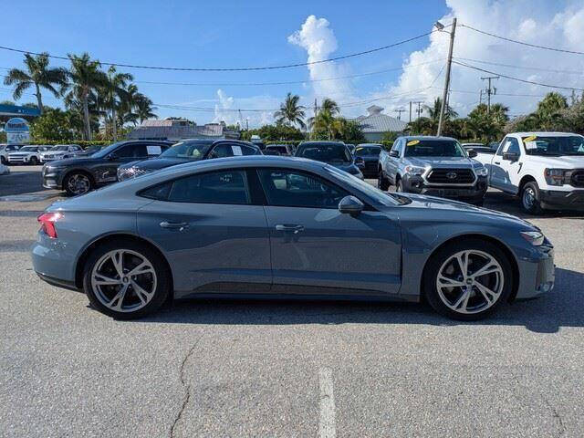 2023 Audi e-tron GT quattro Premium Plus