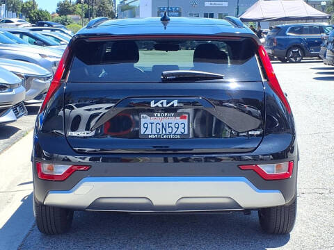 2025 Kia Niro EX