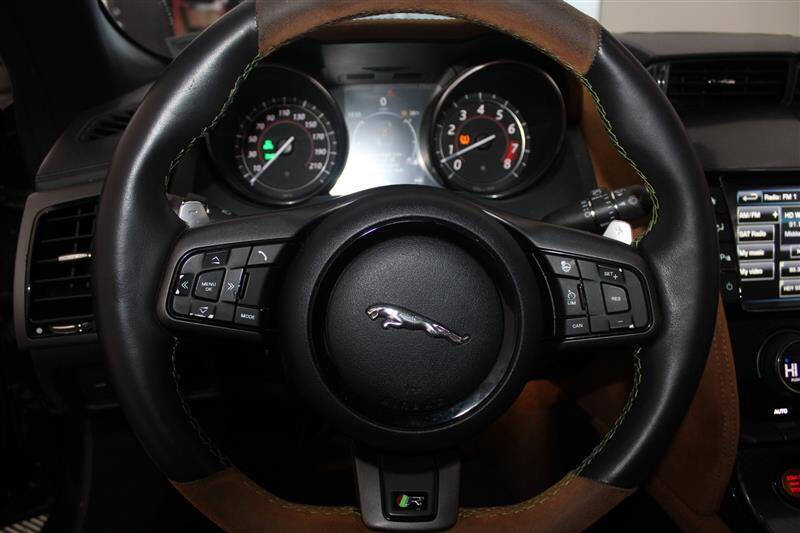 2016 Jaguar F-TYPE R