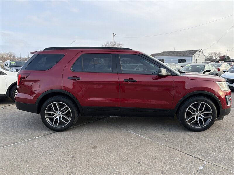 2017 Ford Explorer Sport