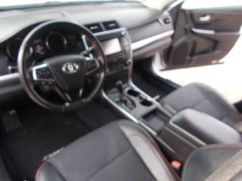 2017 Toyota Camry SE