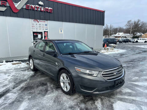 2016 Ford Taurus SE