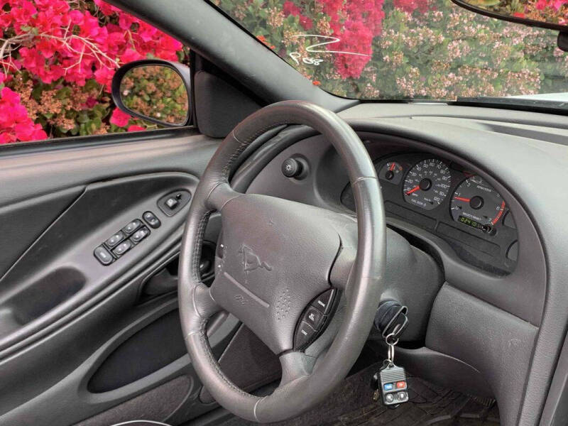 2003 Ford Mustang Premium