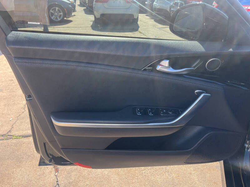 2020 Kia Stinger GT-Line