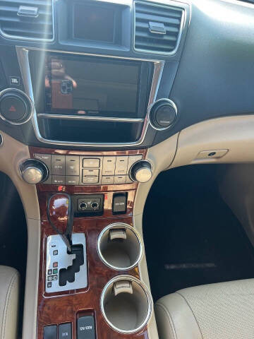 2013 Toyota Highlander Limited