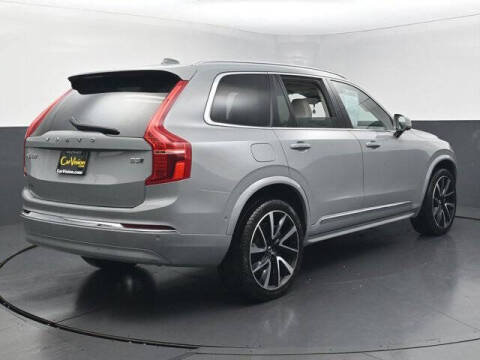 2025 Volvo XC90 B5 Plus Bright Theme