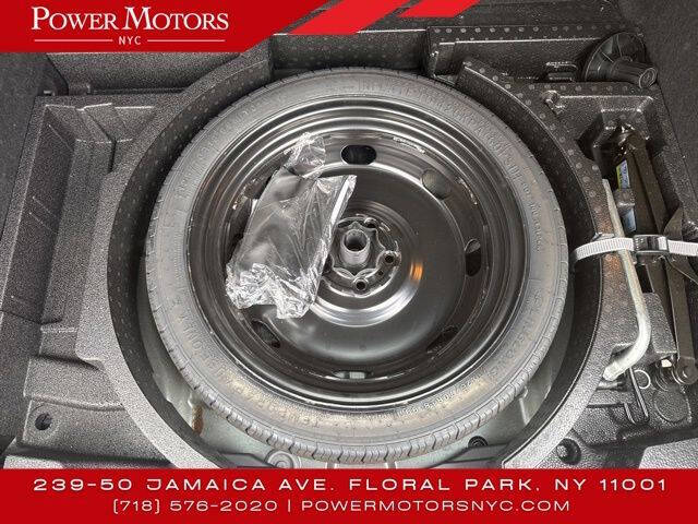 2023 Volkswagen Taos SE 4Motion