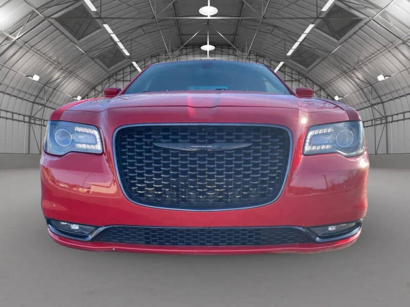 2017 Chrysler 300