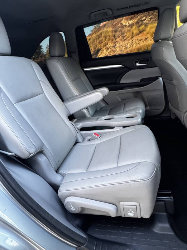 2014 Toyota Highlander XLE