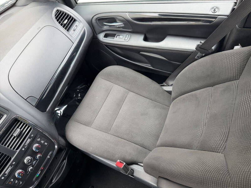 2020 Dodge Grand Caravan SE