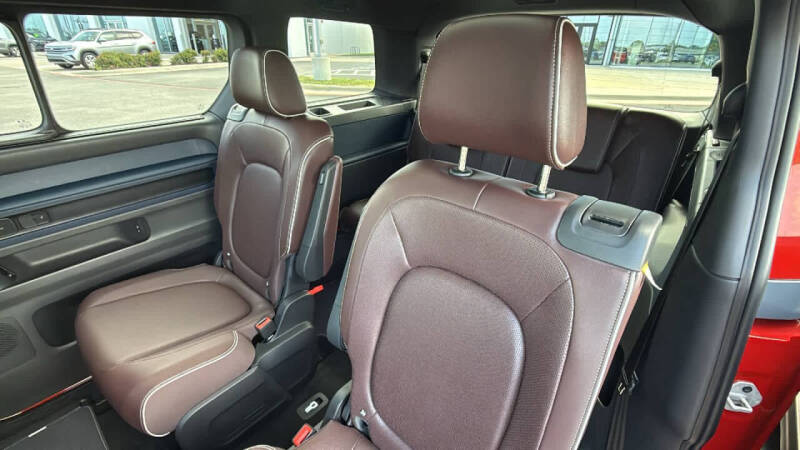 2025 Volkswagen ID. Buzz Pro S Plus 4Motion