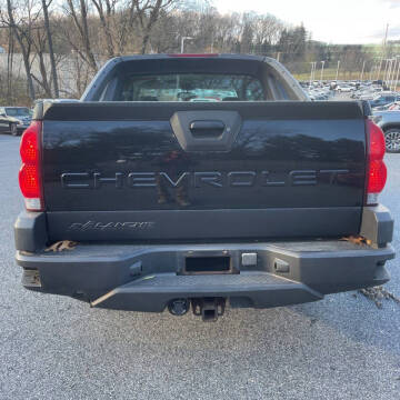 2005 Chevrolet Avalanche 1500 LS