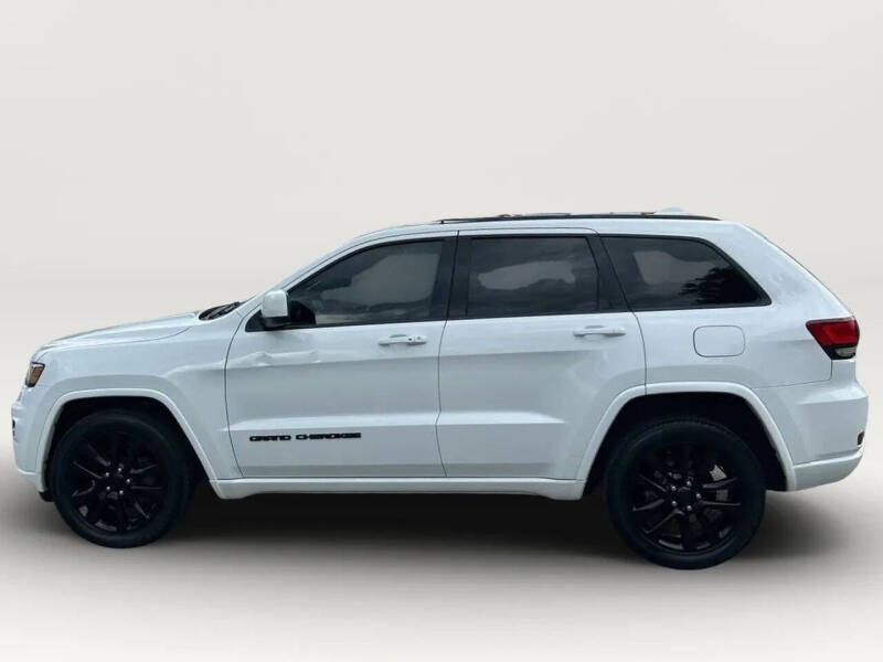 2017 Jeep Grand Cherokee Altitude